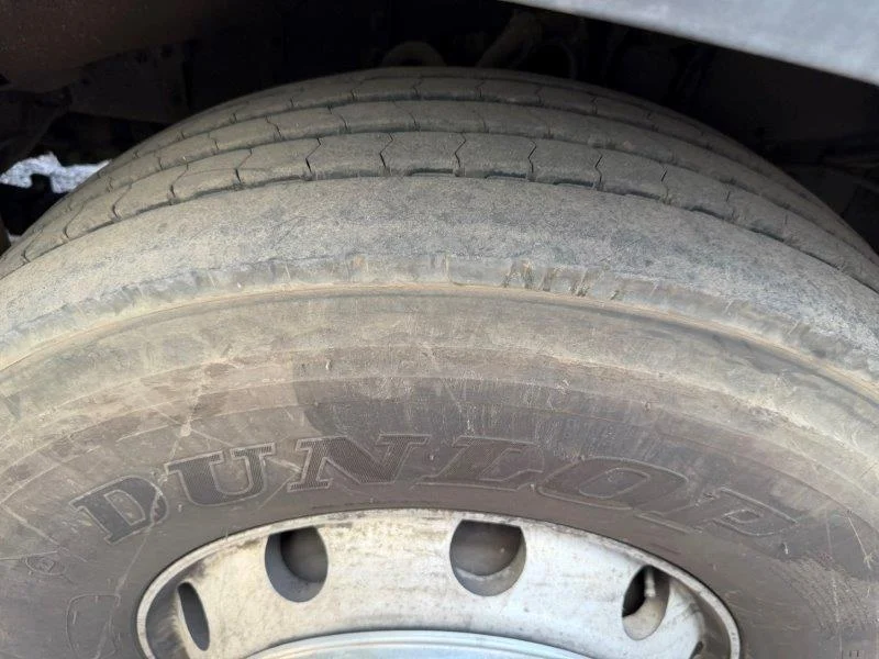 2021 Sacnia R460 6x4 Truck Tractor tyre