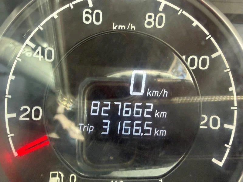 2021 Sacnia R460 6x4 Truck Tractor speedometer
